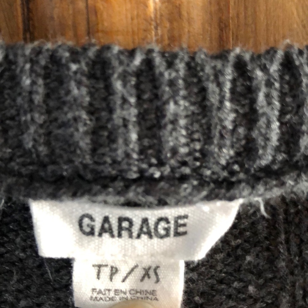 Garage Clothing Grey Sweater - Picture 2 of 3